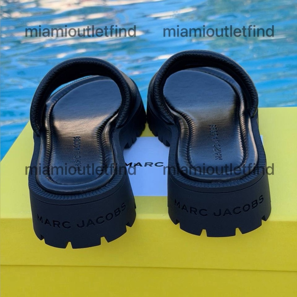 Marc Jacobs Black Chunky Logo Slide Sandals - Picture 5 of 5